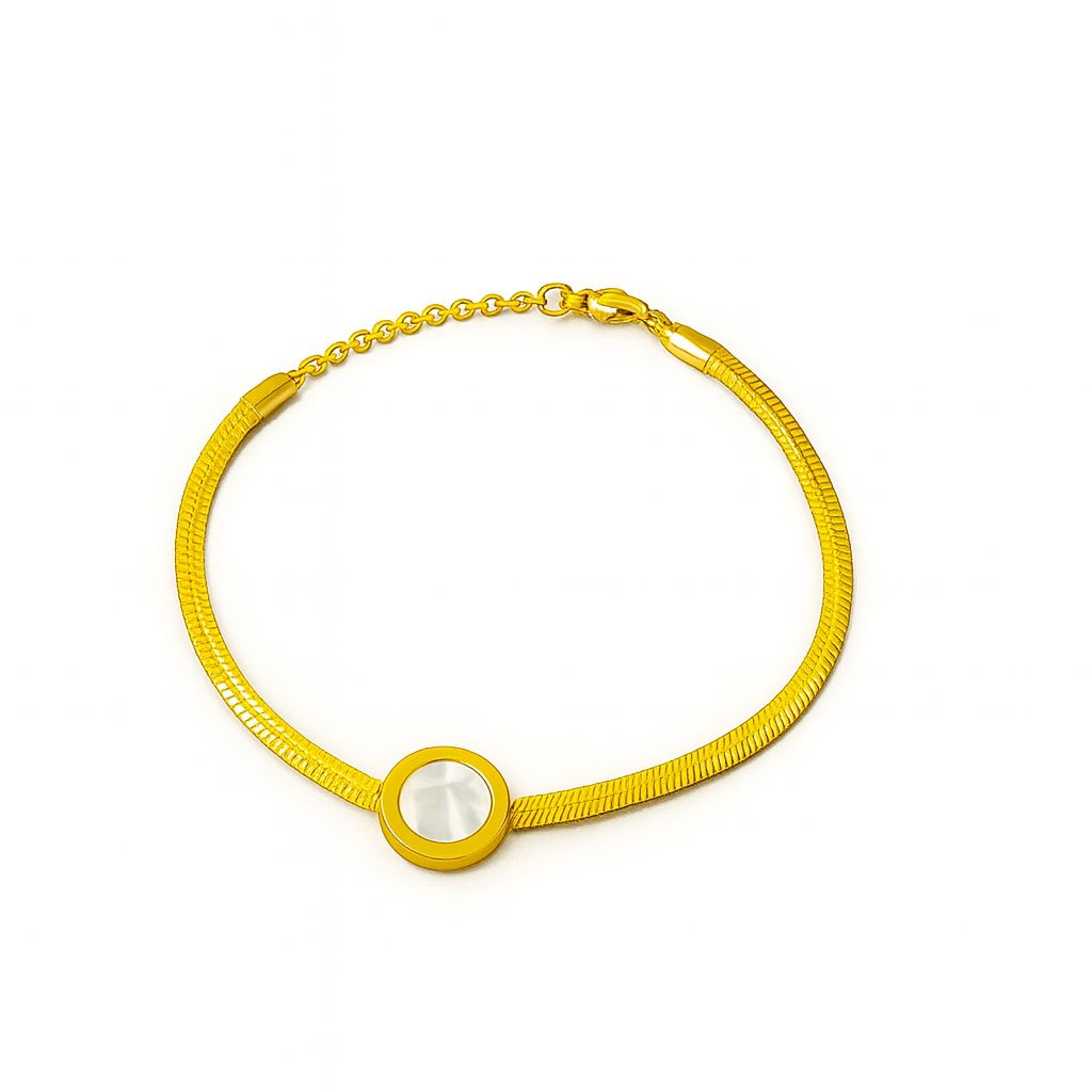 Minimal Gold Bracelet with "White" Enamel Center – Timeless Luxury