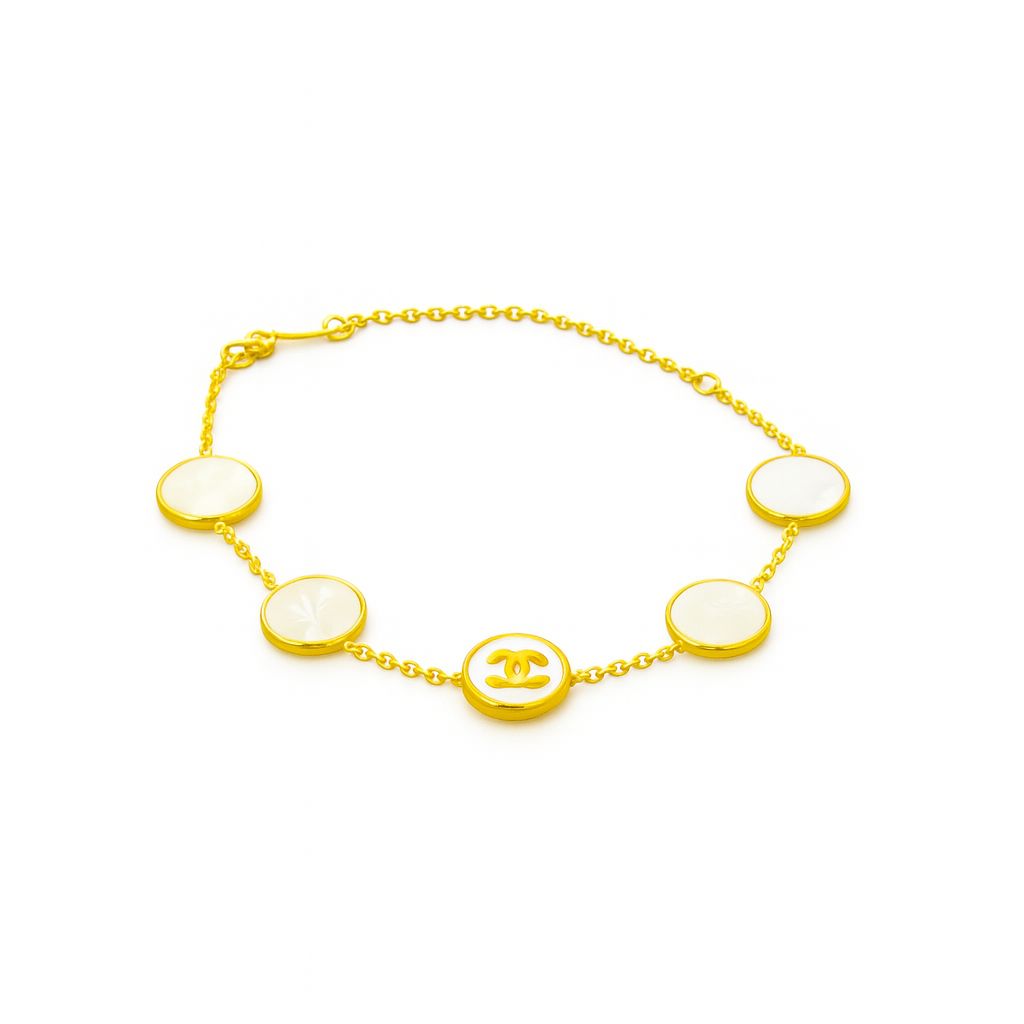 Minimal Gold Disc Charm Bracelet | Timeless Elegance